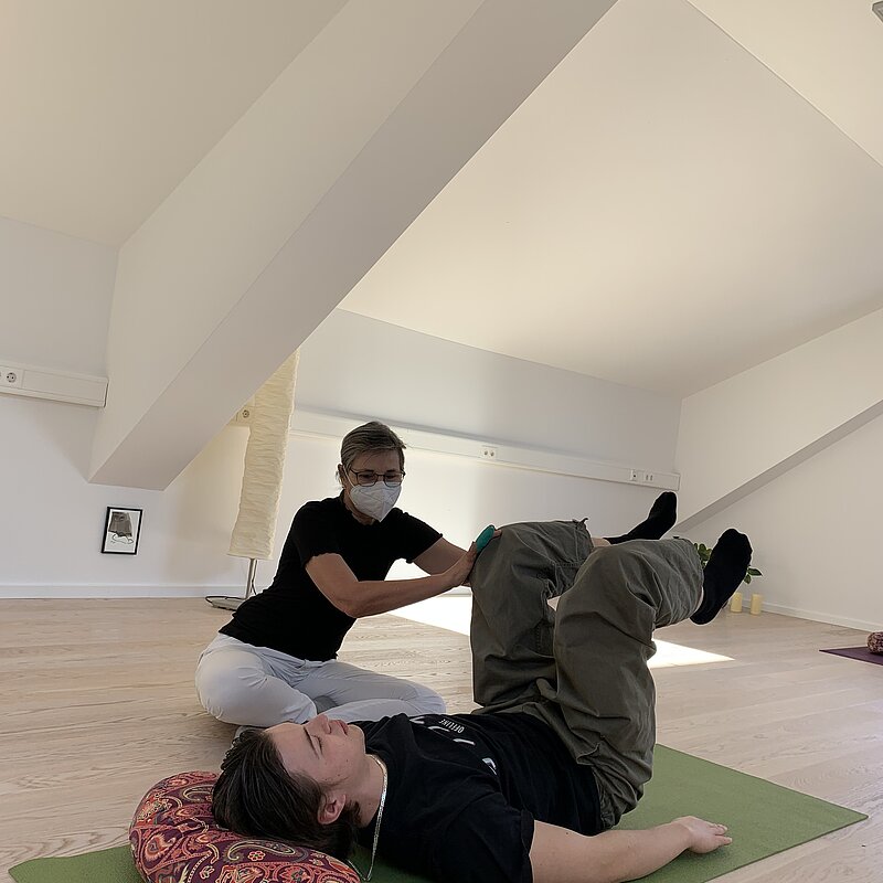 Anleitung zum yogatherapeutischen Üben